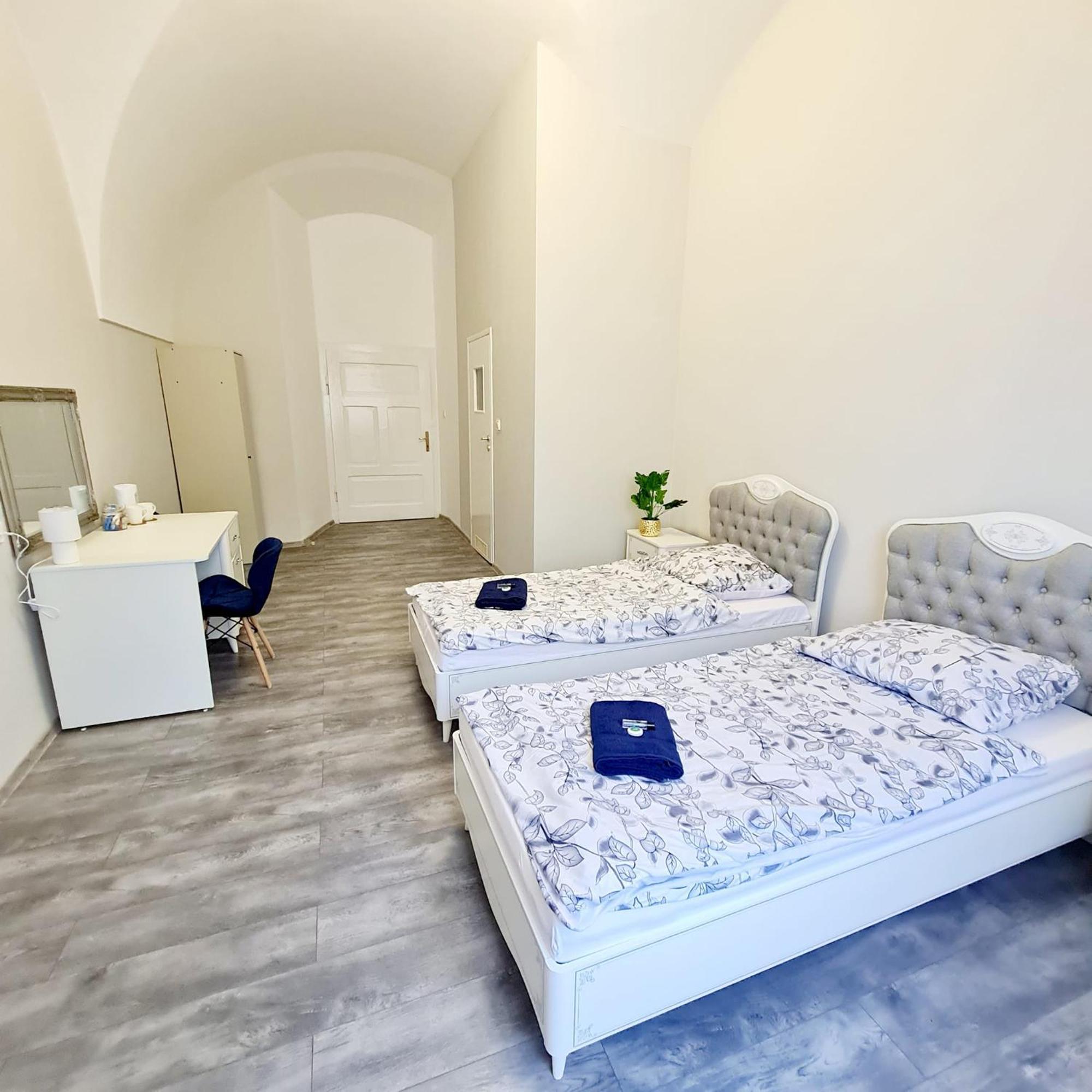 Diecezjalny Dom Formacyjny Apartment Nysa Exterior photo